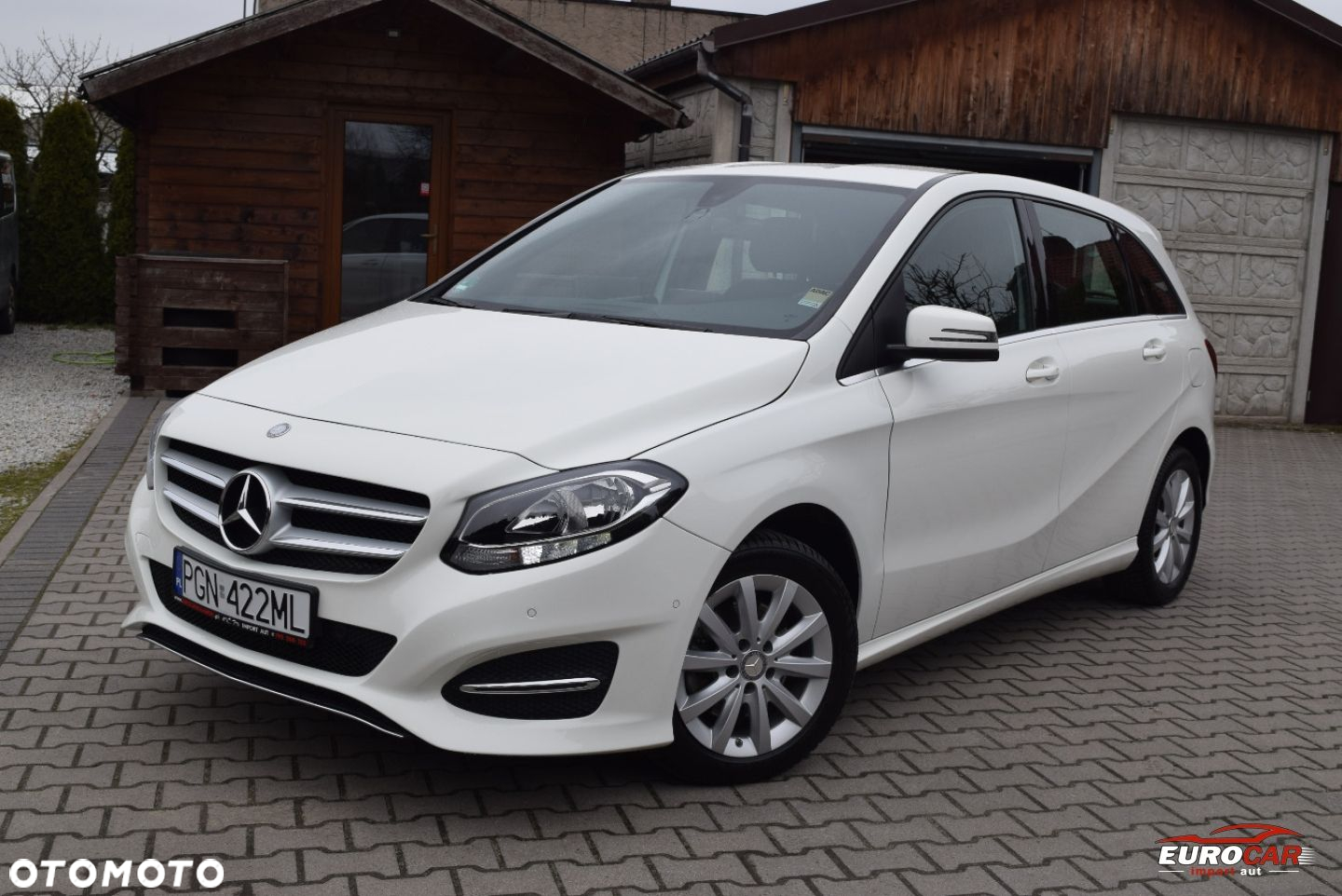Mercedes-Benz Klasa B 180 7G-DCT Urban - 2