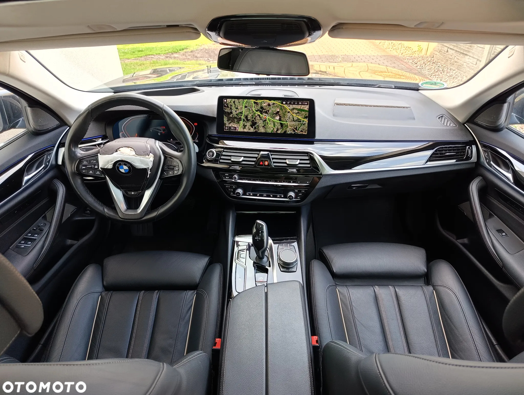 BMW Seria 5 520d Touring Sport Line - 31