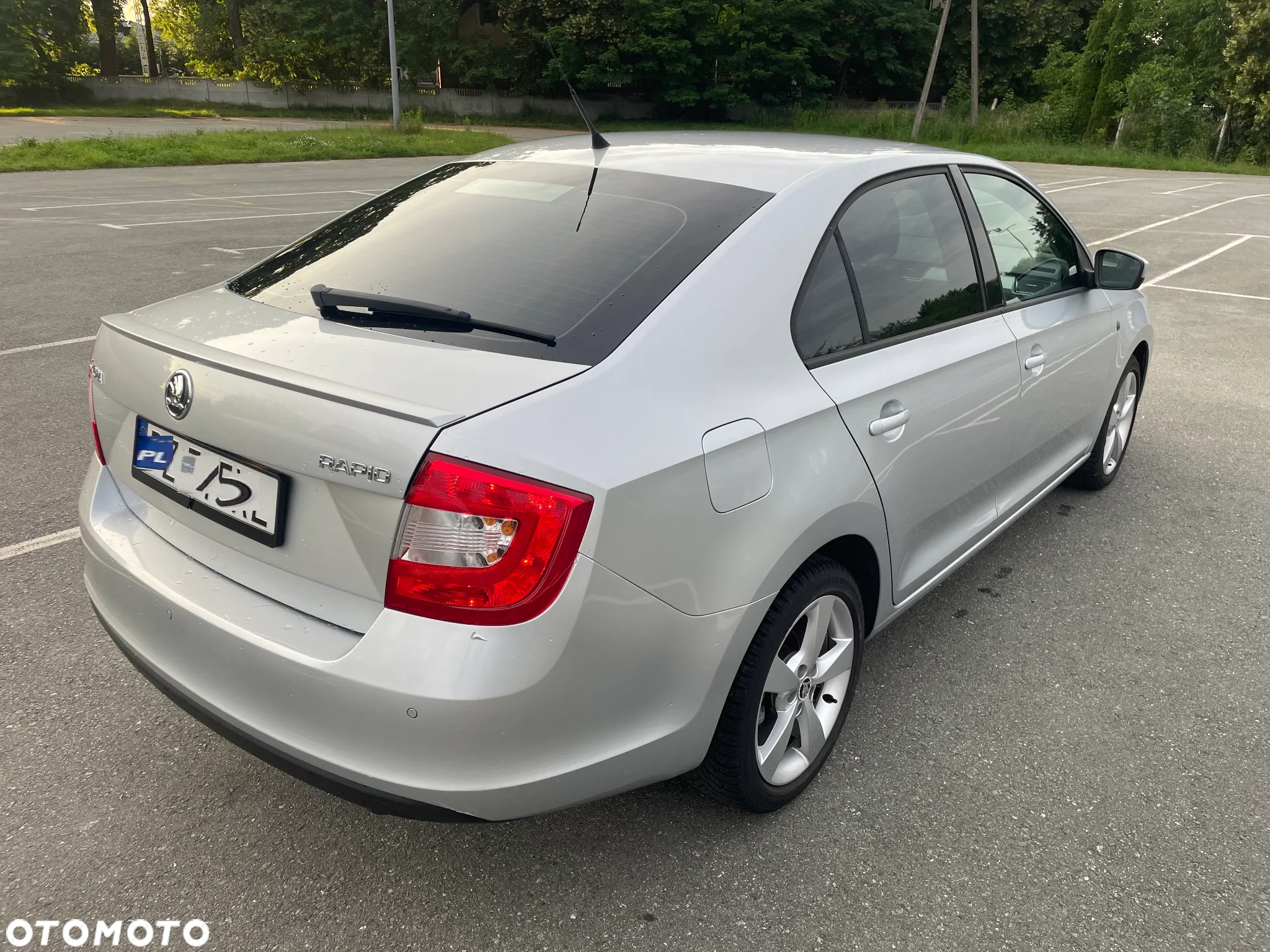 Skoda RAPID 1.4 TSI Elegance DSG - 3