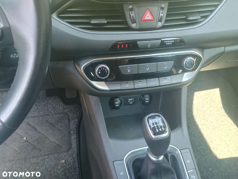 Hyundai i30 1.6 CRDI Select - 15