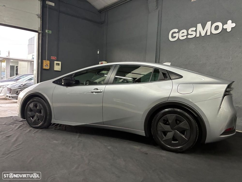 Toyota Prius - 5