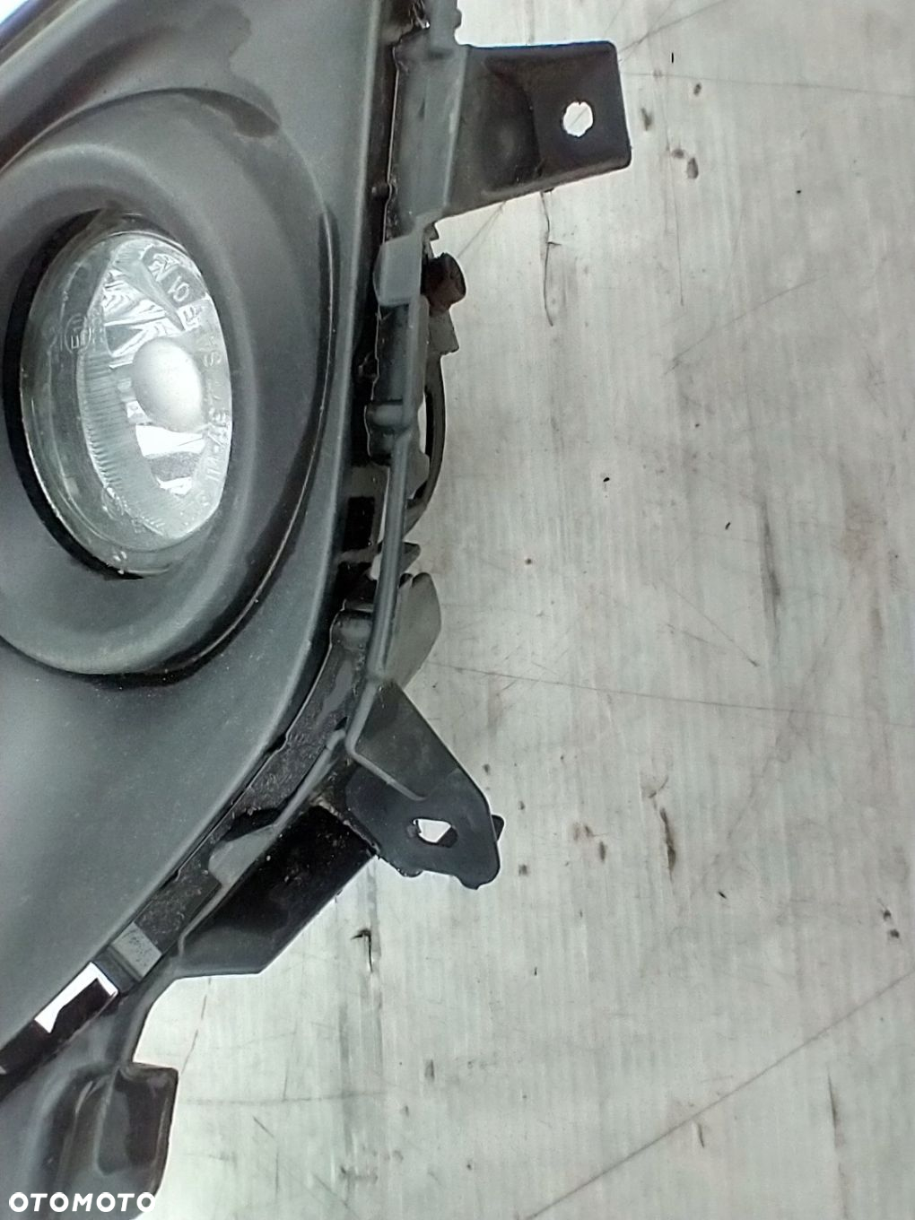 Halogen lewy z kratka oslona Mazda 6 GJ GH GHR4-50C21 - 6