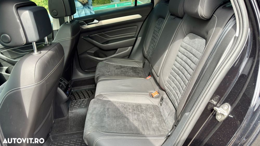 Volkswagen Passat 2.0 TSI OPF DSG 4Motion Elegance - 16