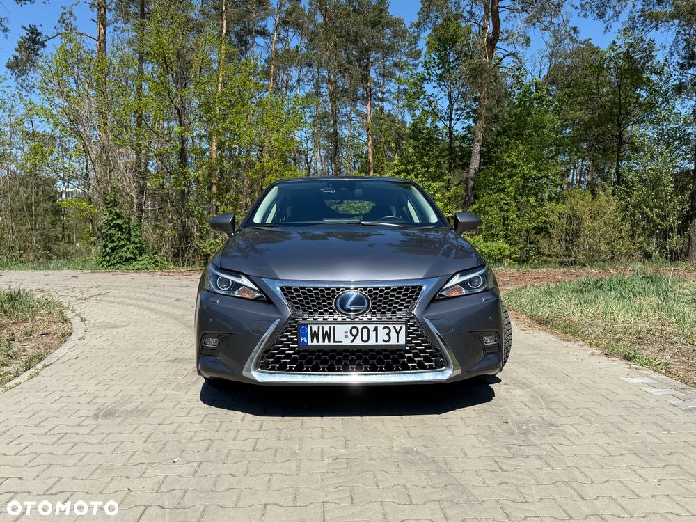 Lexus CT 200h Prestige - 4
