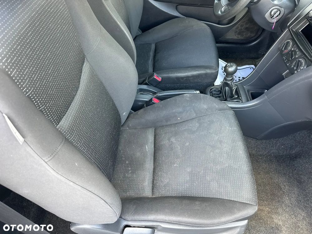 Suzuki Swift 1.2 Club - 19