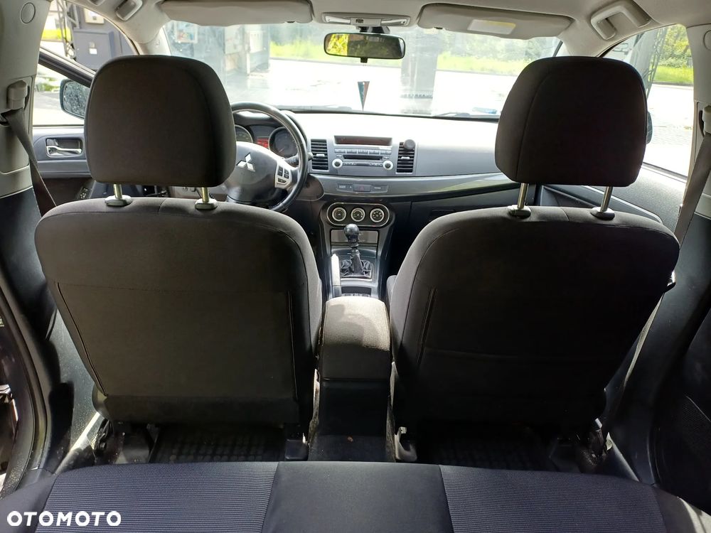 Mitsubishi Lancer 2.0 DID Intense - 11
