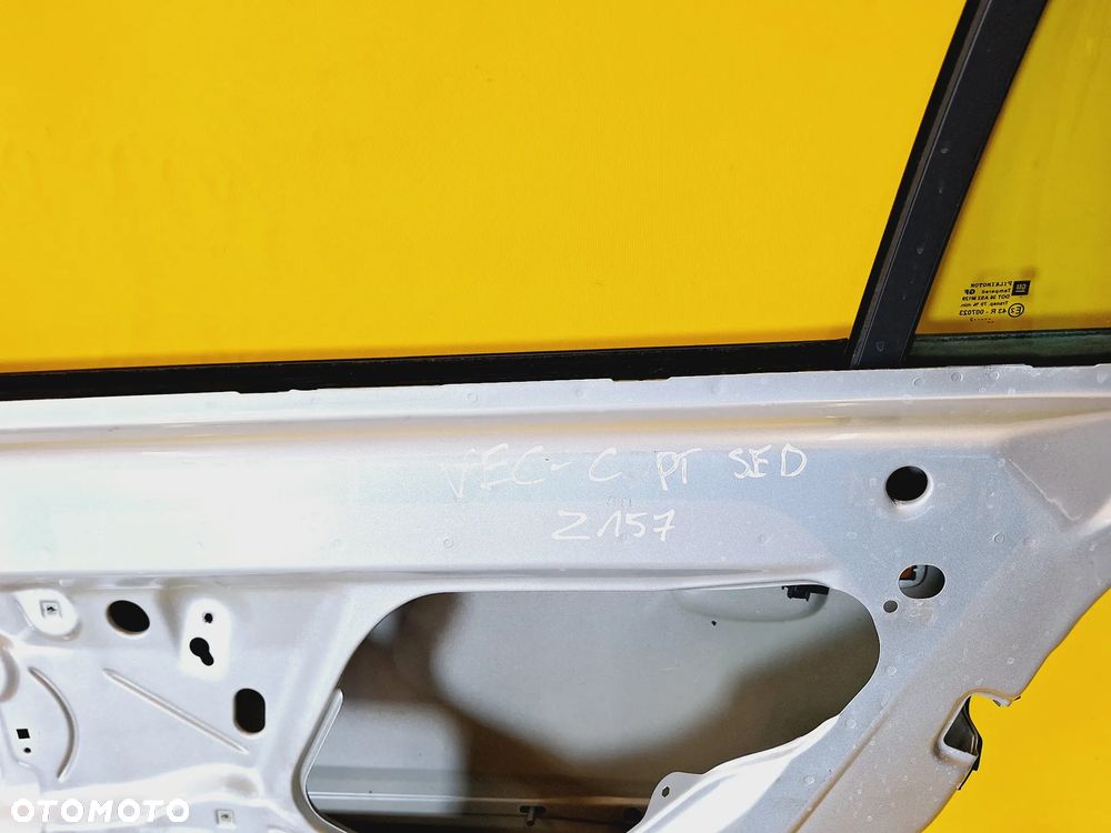 DRZWI PRAWY TYŁ PRAWE TYLNE OPEL VECTRA C 02-05 SEDAN LAK: Z157 NR1750 - 9