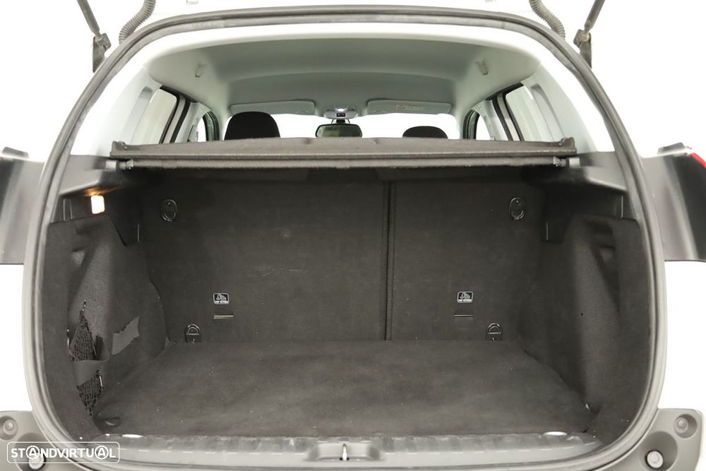 Peugeot 2008 1.2 PureTech Signature - 24