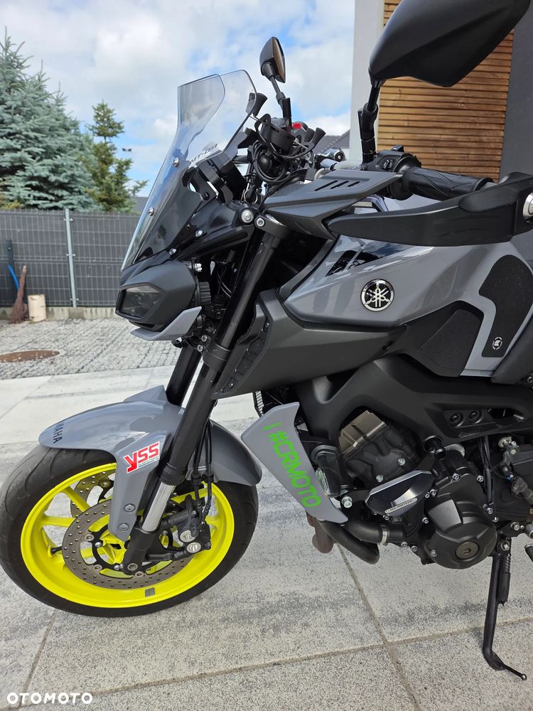 Yamaha MT - 11