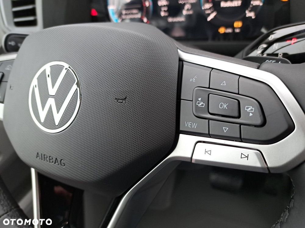 Volkswagen Crafter 35 Furgon z wysokim dachem silnik: 2,0 l EU6 SCR 177 KM, przedni 8-bieg.automatyczna, r.o : 4490 mm - 13