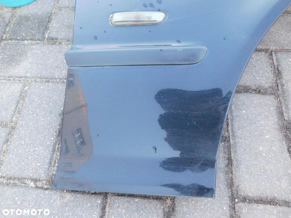 błotnik prawy przód BMW E46 sedan kombi przed lift schwarz - 2