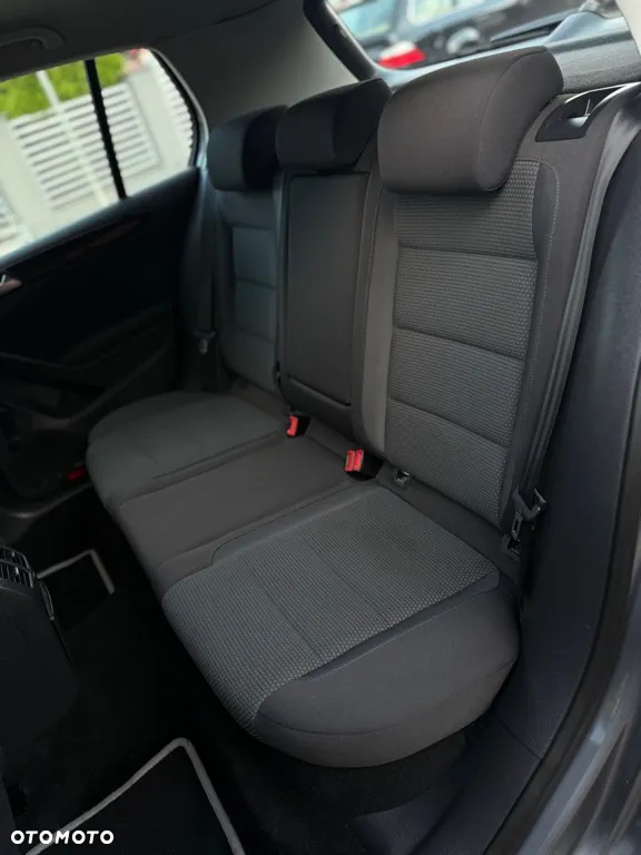 Volkswagen Golf 1.4 TSI Highline - 8