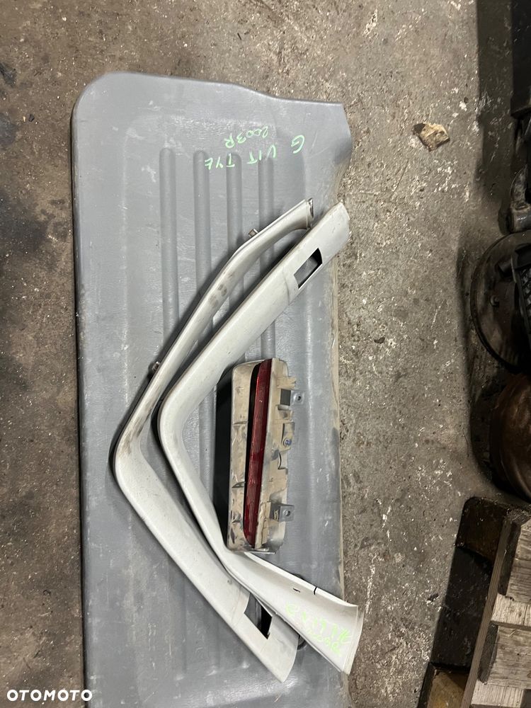 Silniczek wycieraczek tylny Suzuki grand Vitara 2003r - 4