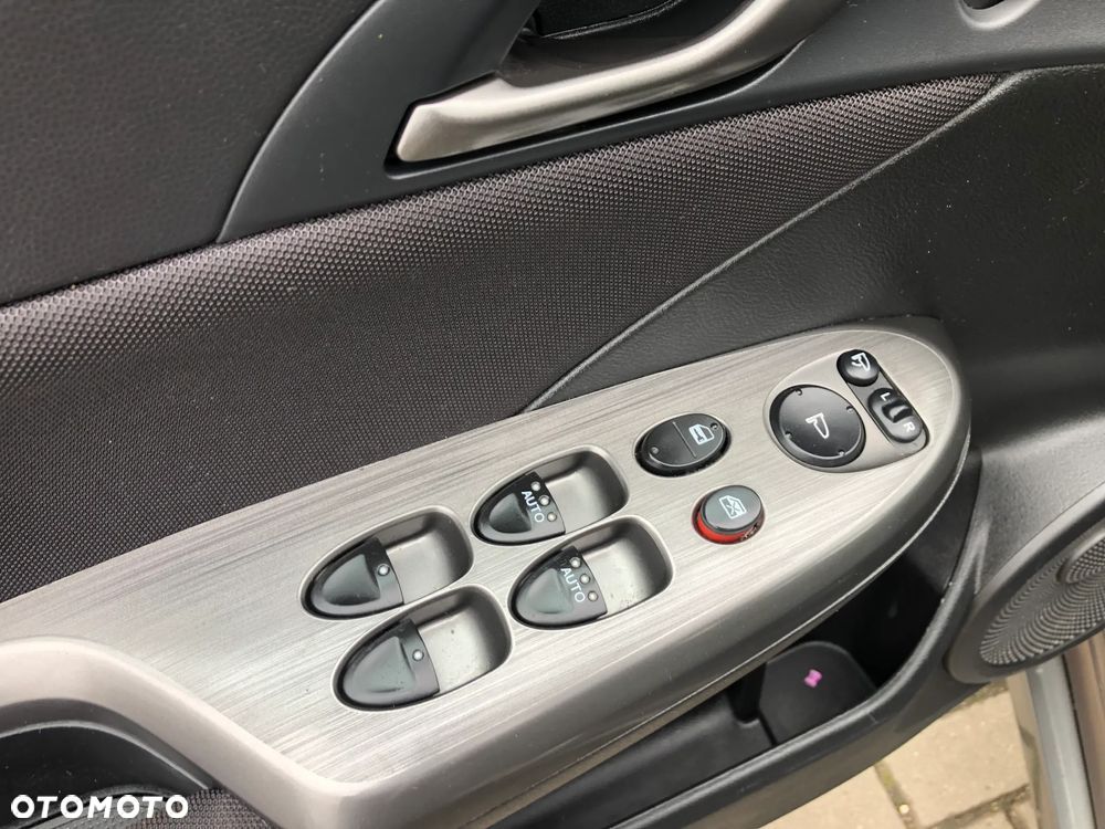 Honda Civic 1.4 i-VTEC i-SHIFT Sport - 11