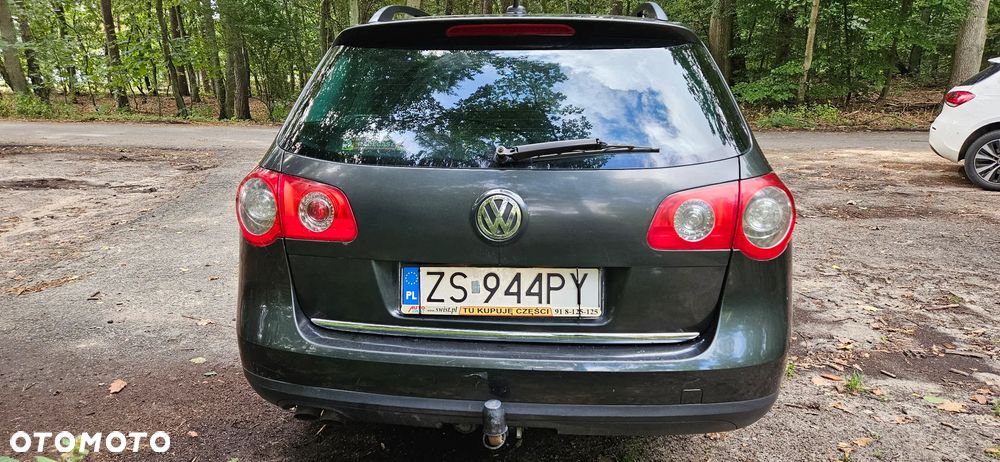 Volkswagen Passat 1.9 TDI Highline - 4