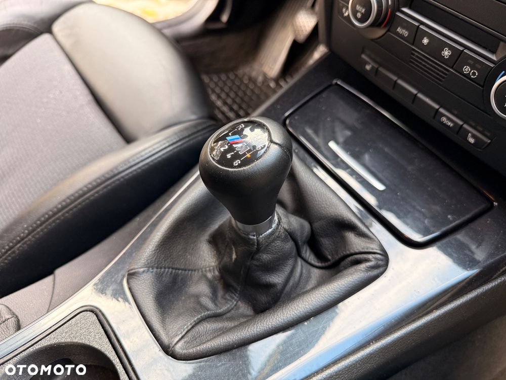BMW Seria 3 318d - 17