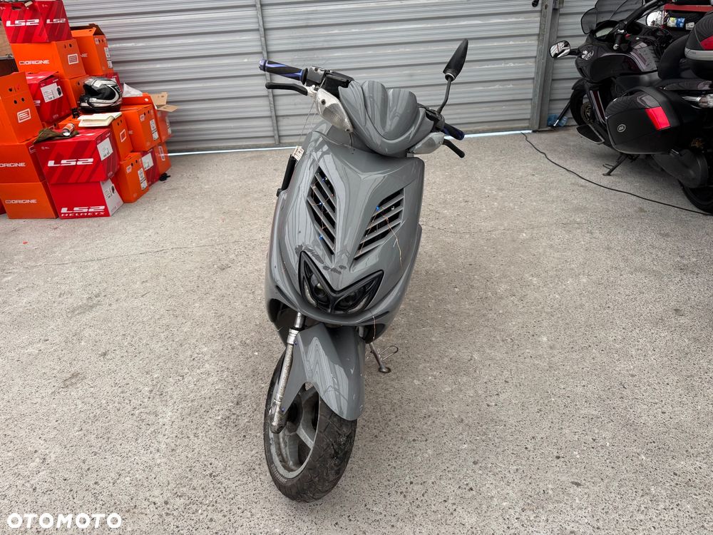 Yamaha Aerox - 2