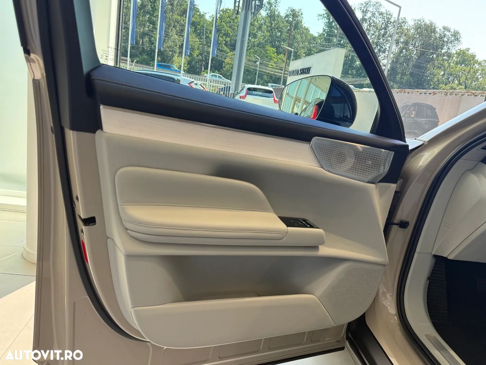 VOLVO Unknown Model 2025 — imagine 14