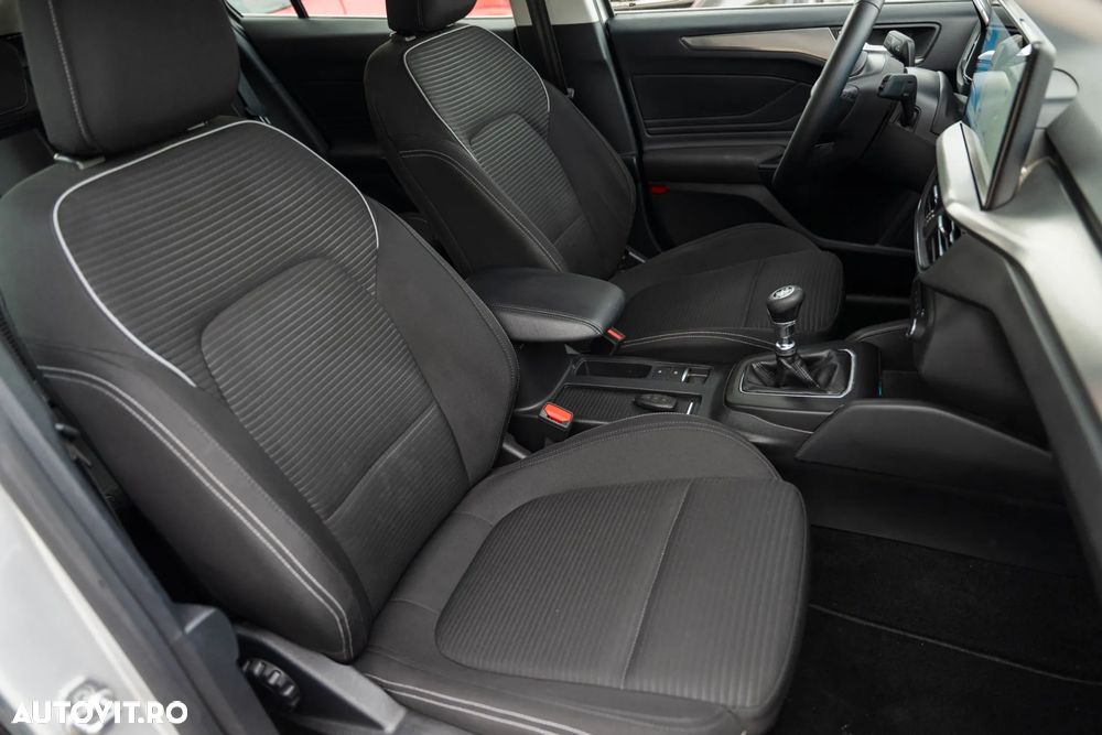 Ford Focus 1.5 TDCi Titanium - 16