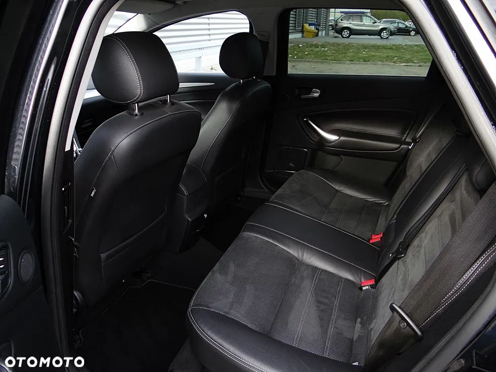 Ford Mondeo 2.2 TDCi Titanium - 31