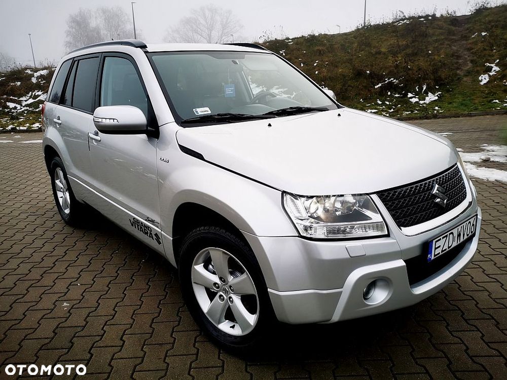 Suzuki Grand Vitara 1.9 DDiS De luxe - 34