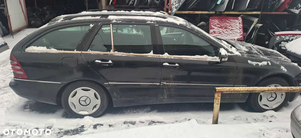 mercedes C klasa 2,2  na części - 1
