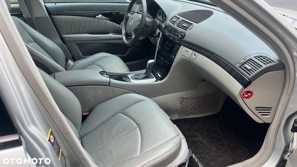 Mercedes-Benz Klasa E 500 7G-TRONIC Avantgarde - 18