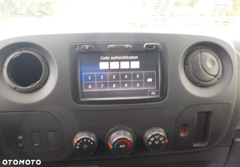 Renault Master - 25
