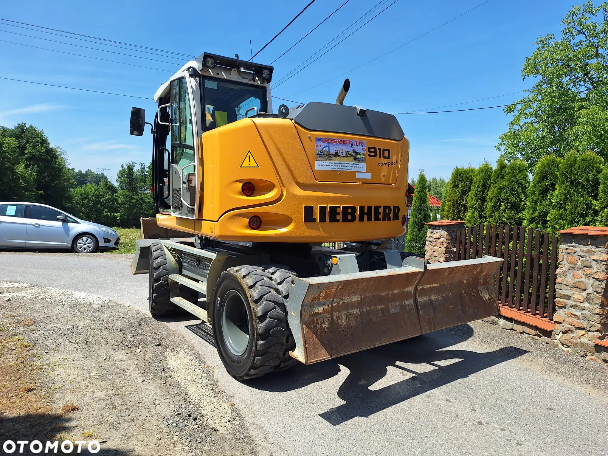 Liebherr A910 - 17