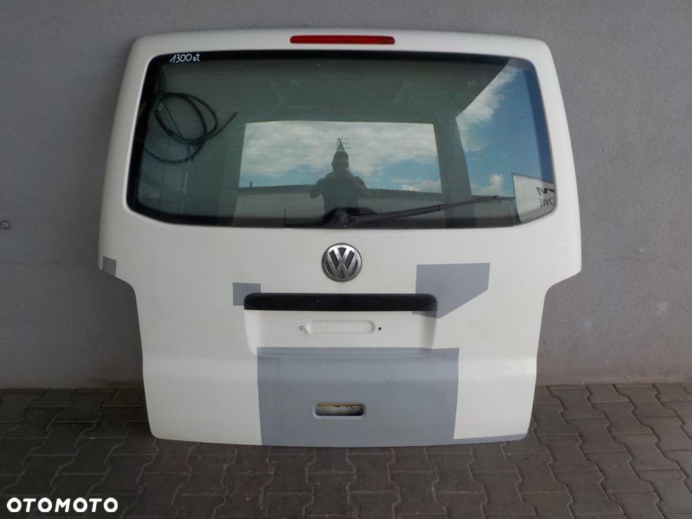 VW T5 KLAPA TYŁ TYLNA Z SZYBĄ - 1
