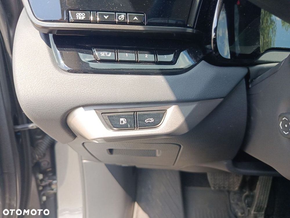 Lexus RX - 22