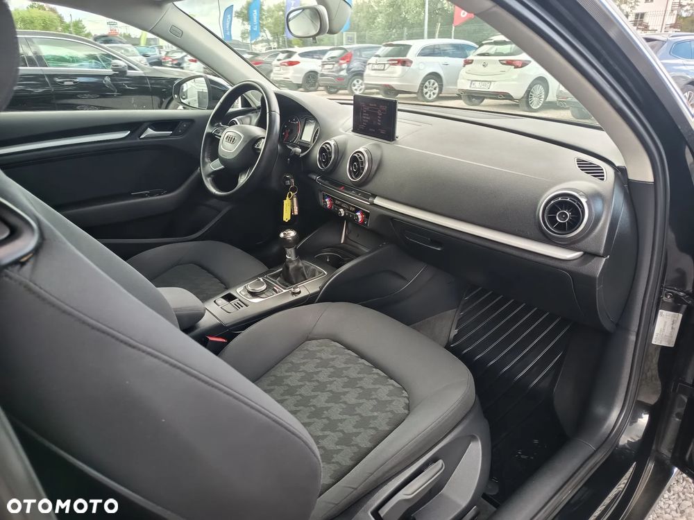 Audi A3 3-drzwiowe 1.4 TFSI Ambition - 30