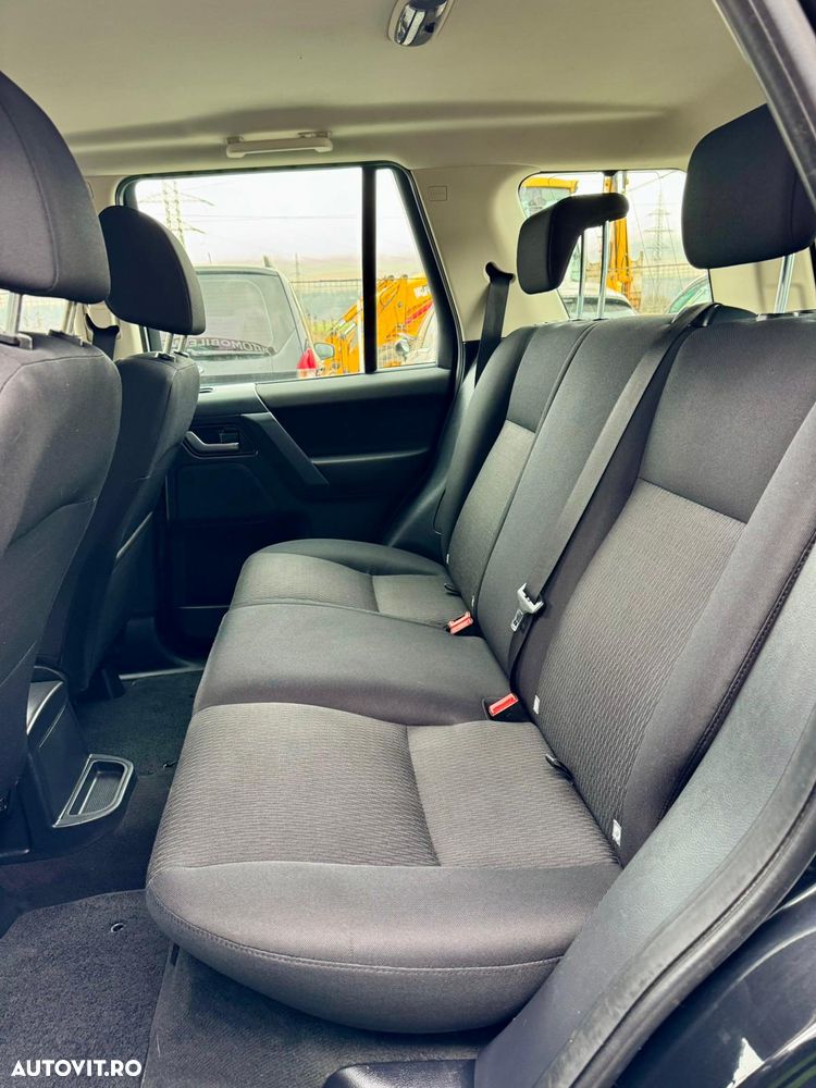 Land Rover Freelander 2 2.2L TD4 S - 24