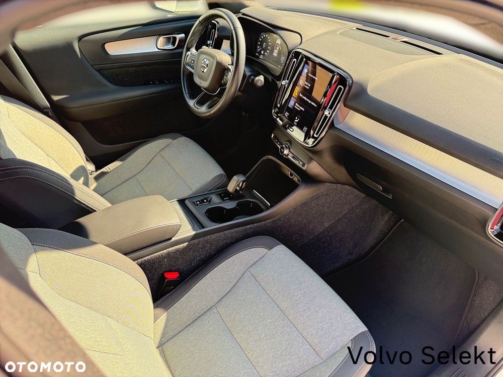Volvo XC 40 - 26