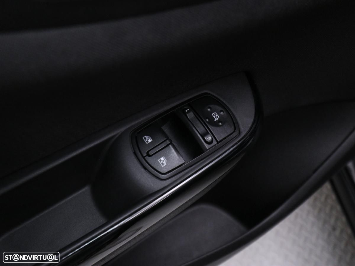 Opel Corsa-e - 13