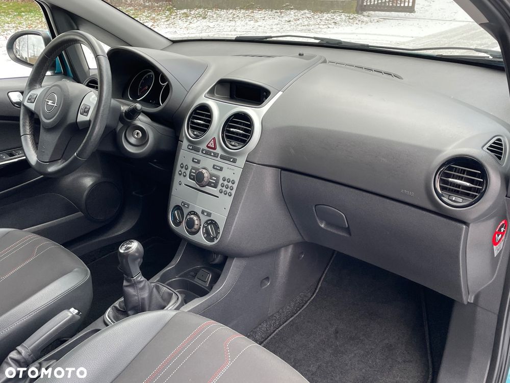 Opel Corsa 1.4 16V 150 Jahre - 9