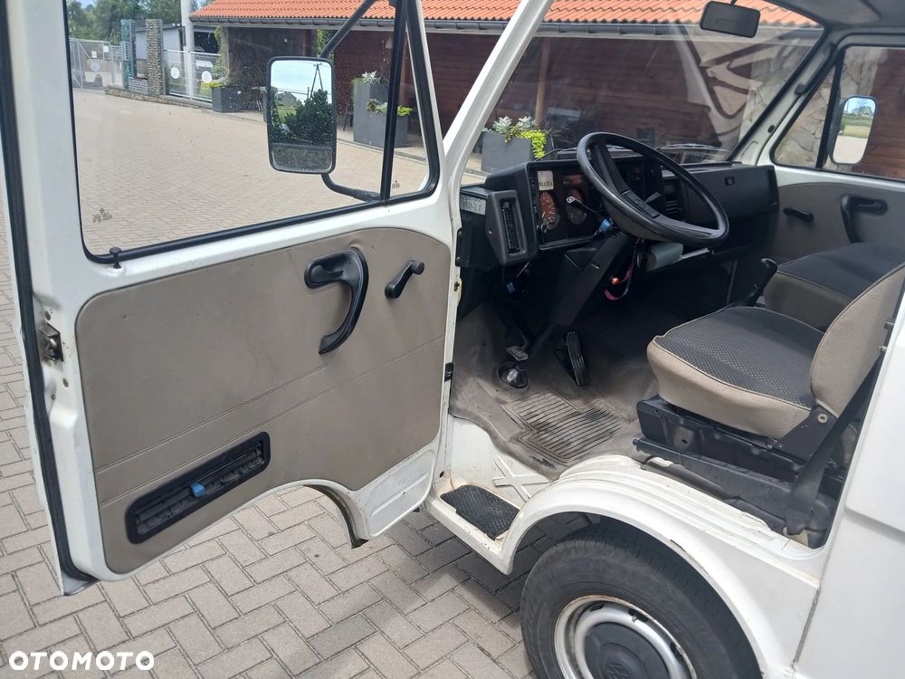 Volkswagen LT 28 - 15