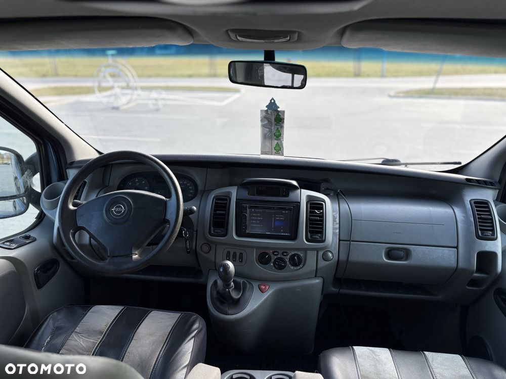 Opel Vivaro - 6