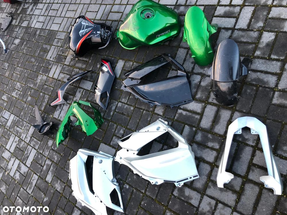 Kawasaki Ninja  Z  1000 SX zbiornik   bak bok  błotnik - 5