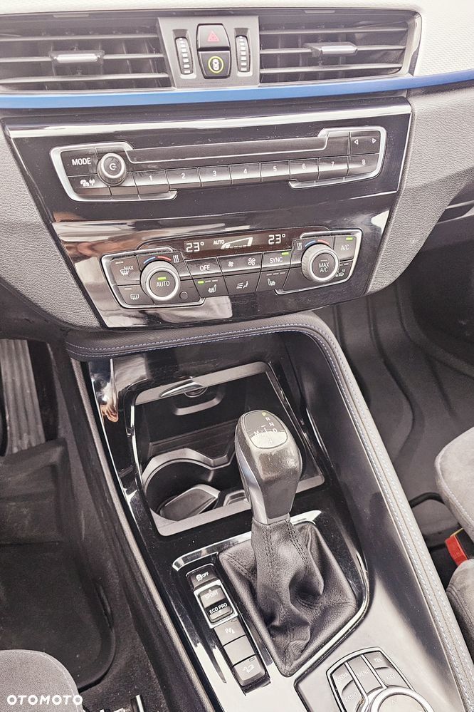 BMW X1 xDrive25d Sport Line sport - 13