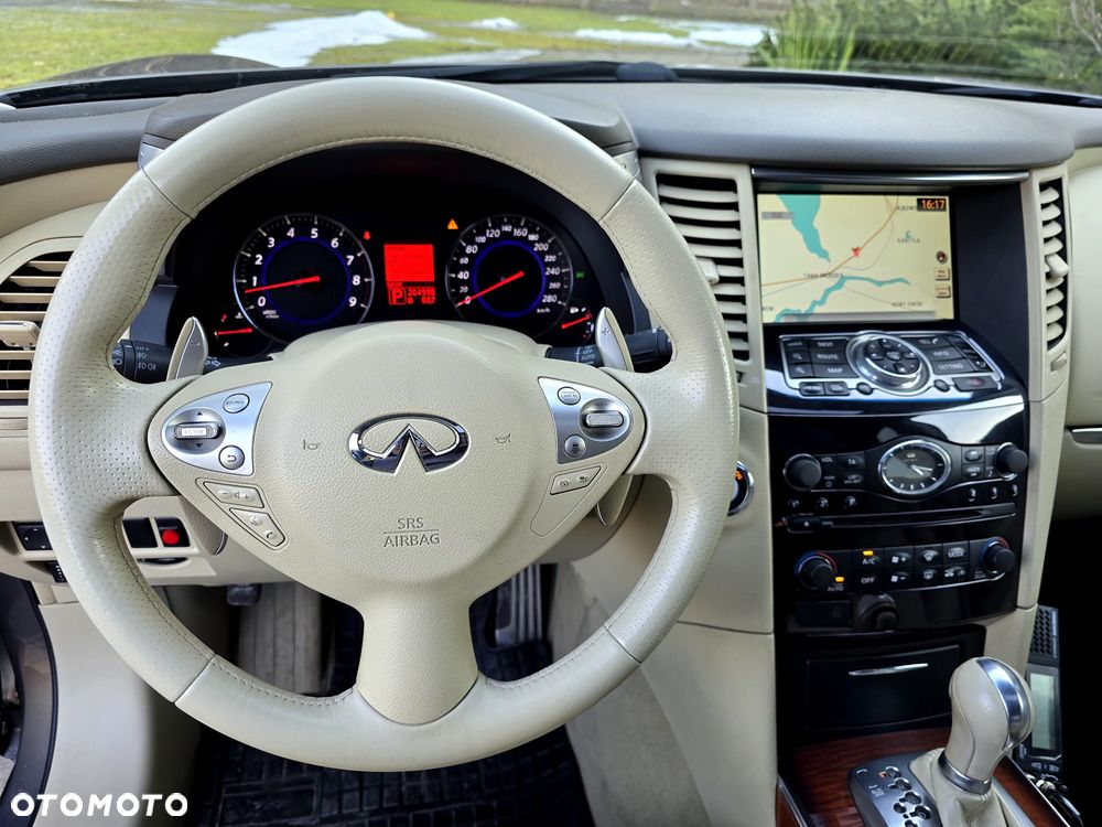 Infiniti FX FX50 S Premium - 10