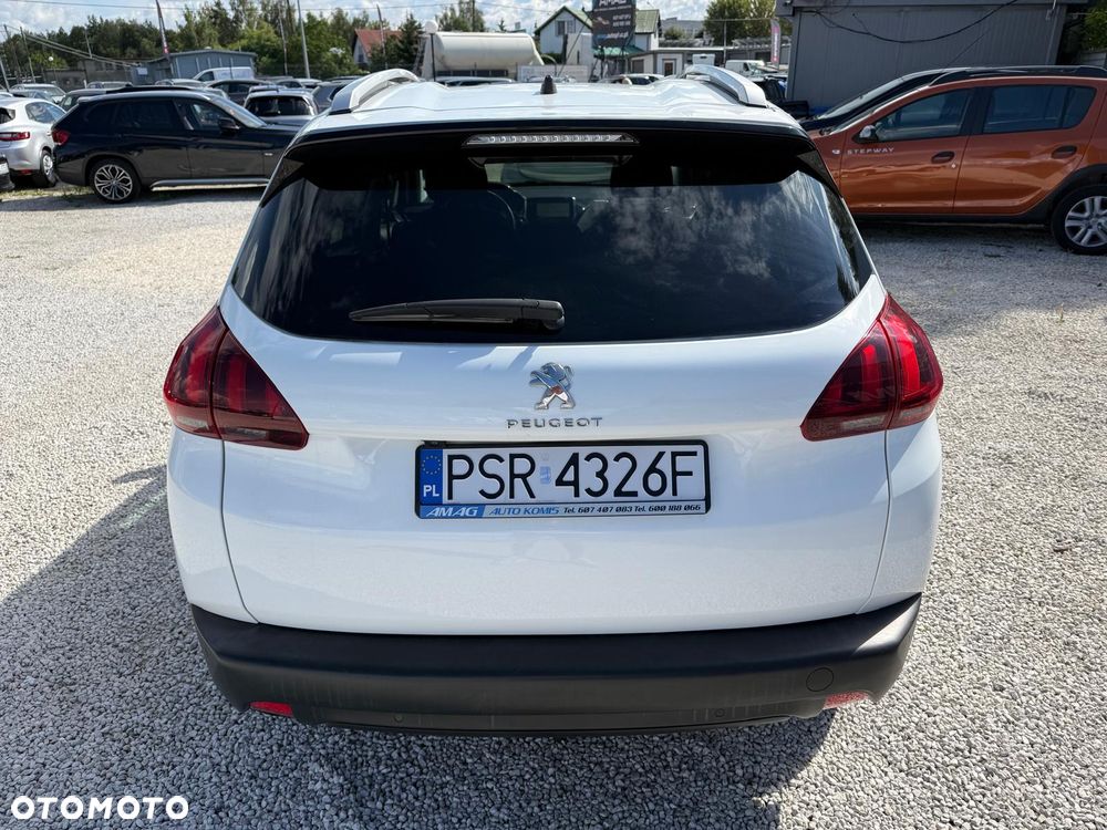 Peugeot 2008 1.2 Pure Tech Active S&S - 7