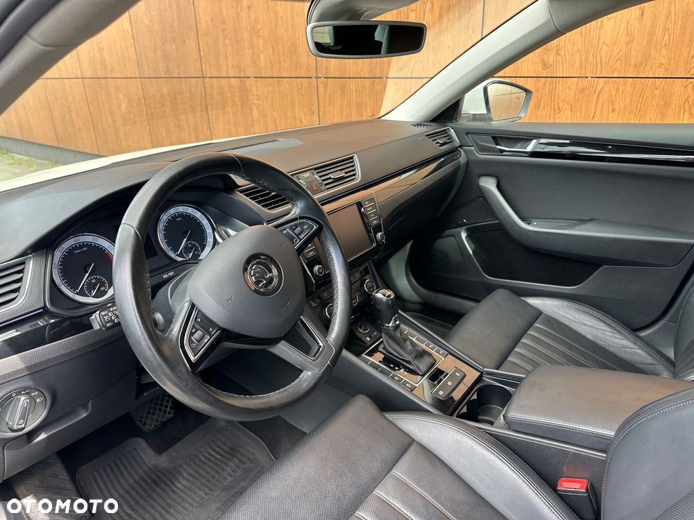 Skoda Superb 1.8 TSI L&K DSG - 6