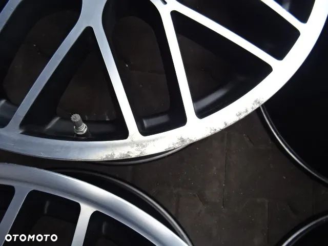 5x120x72,5  10Jx22 ET40 Land Rover BMW - 9