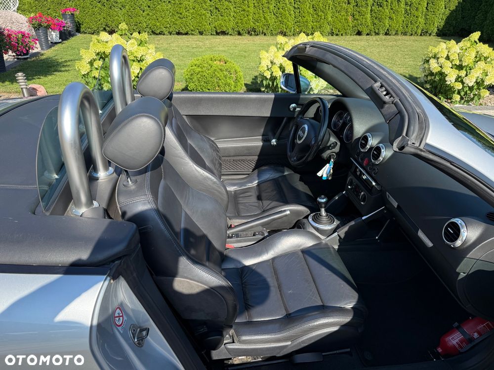 Audi TT Roadster 1.8 T quattro - 37