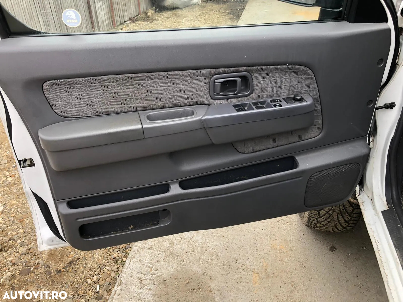 Nissan Navara D22 - 4
