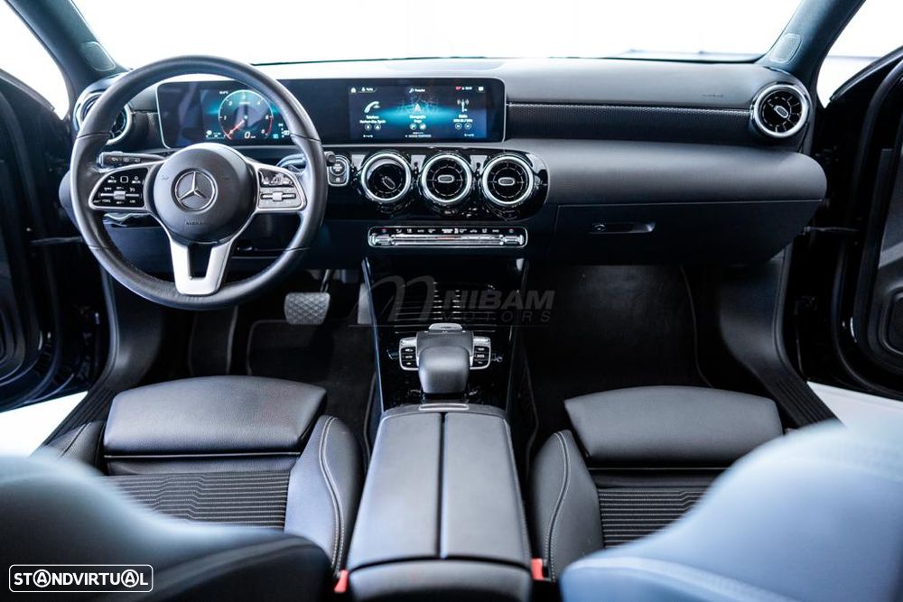 Mercedes-Benz A 180 d 7G-DCT Progressive - 4
