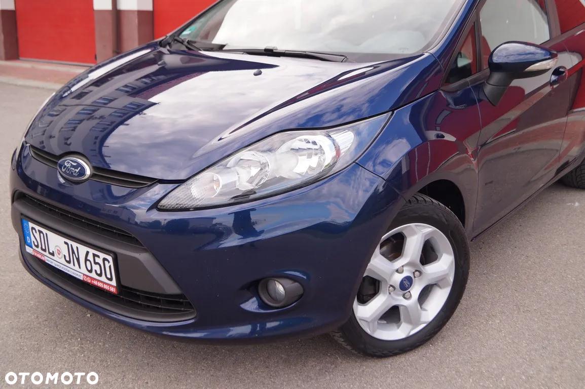 Ford Fiesta 1.25 Ambiente EU5 - 8