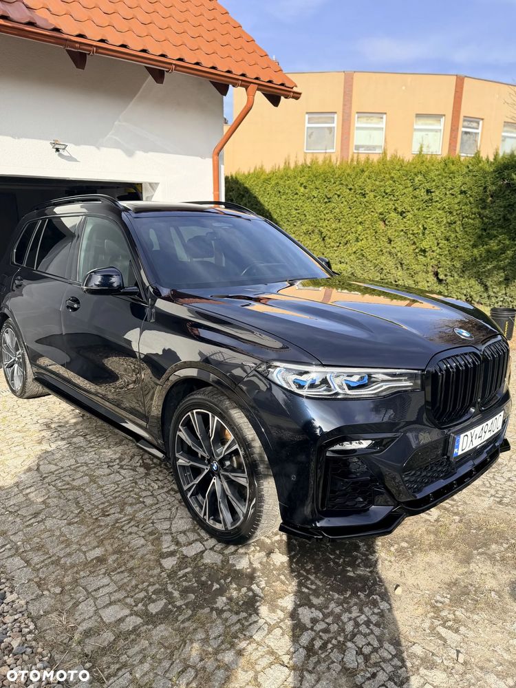 BMW X7 M50i - 3