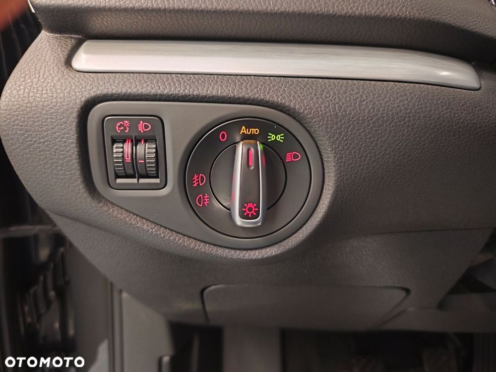 Volkswagen Sharan 2.0 TDI Blue Motion Style - 17